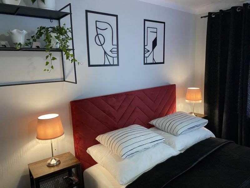 Apartament ,, Sen I Kawa" - Komfortowy Nocleg W Sercu Aglomeracji Bytom Kültér fotó